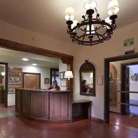 パラドール デ ホテル